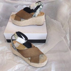 Dolce Vita Carsie Sandals